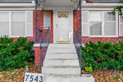 View of doorway to property | Image 2