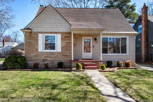 718 Meadowdale St, Ferndale, MI, 48220-3204 | Card Image