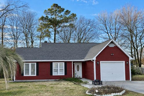 5 Pine Valley Ln, Surfside Beach, SC, 29575-4801 | Card Image