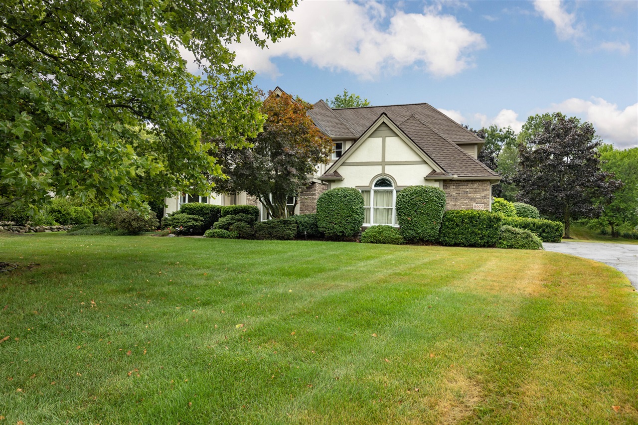 Lohr Lake Dr, Ann Arbor, MI 48108