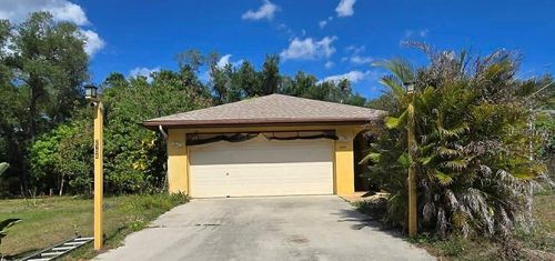 2134 Giles St, Port Charlotte, FL, 33948-1343 | Card Image