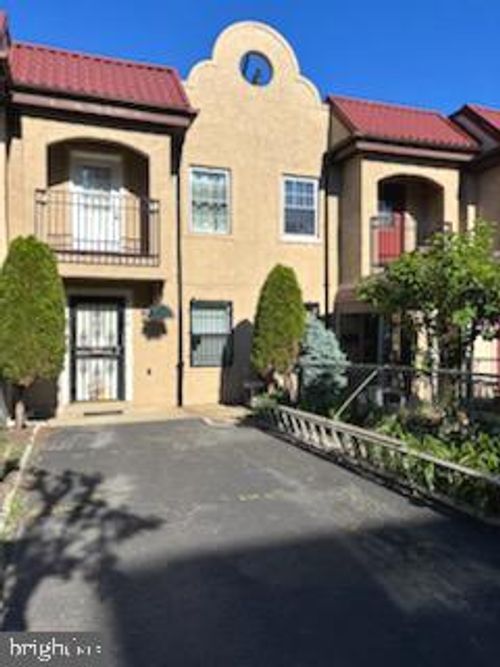 2339 N Mascher St, PHILADELPHIA, PA, 19133-3733 | Card Image