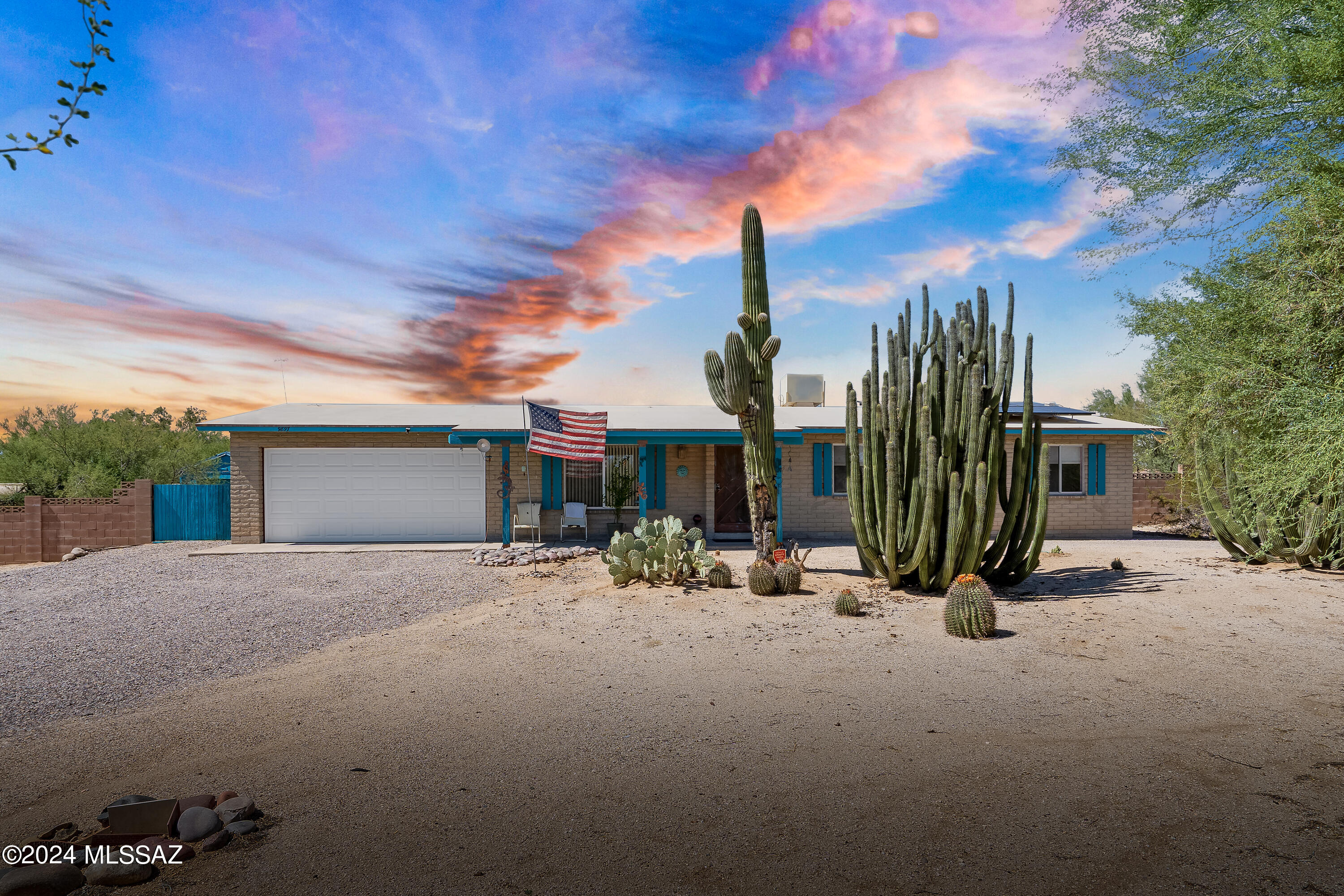 Hacienda Hermosa Dr, Tucson, AZ 85737
