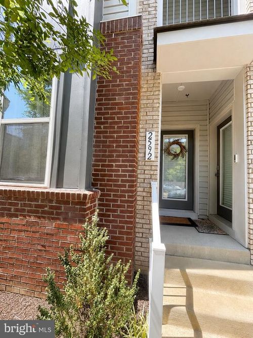 apt-102-1066 Gardenview Loop, WOODBRIDGE, VA, 22191-1980 | Card Image