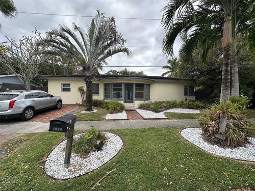0-1000 W Las Olas Blvd, Fort Lauderdale, FL, 33312-7152 | Card Image