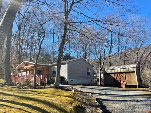 23 Mahan Ln, Waynesville, NC, 28786-7217 | Card Image