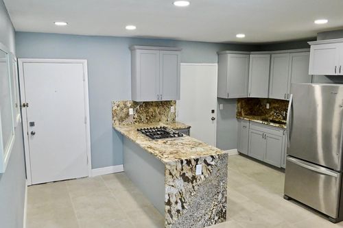 0080-382 E Royal Palm Road, Boca Raton, FL, 33432 | Card Image