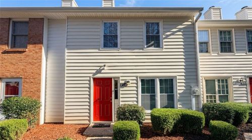 250 Mill Creek Pl, Roswell, GA, 30076-2041 | Card Image