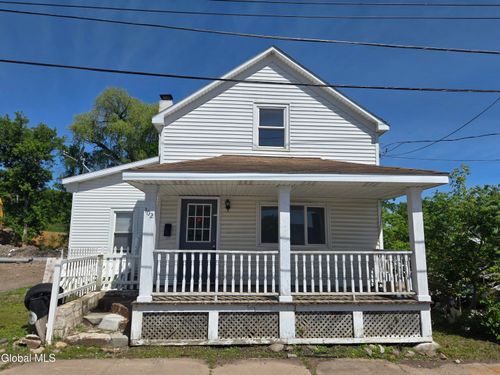 102 Lock St, Frankfort, NY, 13340-1210 | Card Image