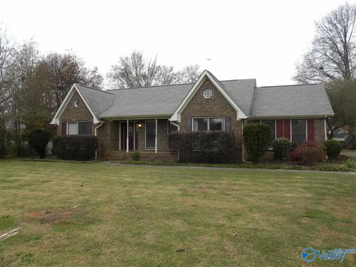 102 Pam Cir, Madison, AL, 35758-7310 | Card Image