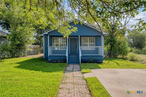 409 Talley St, Taylor, TX, 76574-4436 | Card Image