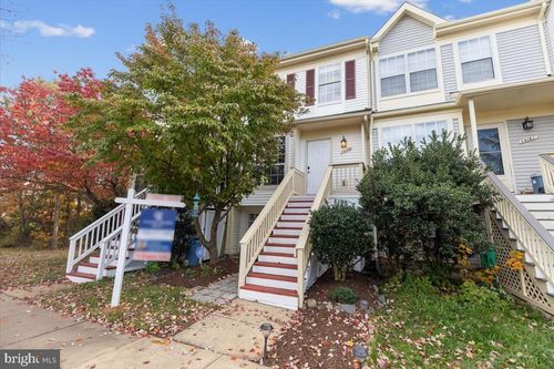 14159 Autumn Cir, CENTREVILLE, VA, 20121-3857 | Card Image