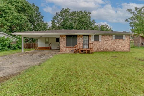 306 Walnut Dr, Paragould, AR, 72450-3911 | Card Image