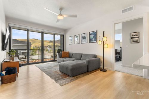 206-4184 E Haystack St, Boise, ID, 83716-5874 | Card Image