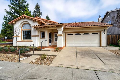 10 Culbertson Court, Napa, CA, 94558 | Card Image