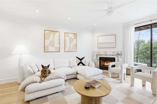 apt-104-1501 Barton Springs Rd, Austin, TX, 78704-1060 | Card Image