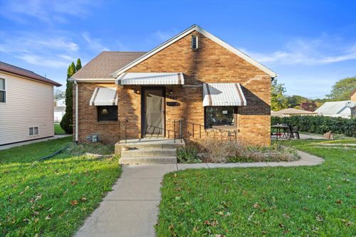 3734 E Grange Ave, Cudahy, WI, 53110-2330 | Card Image