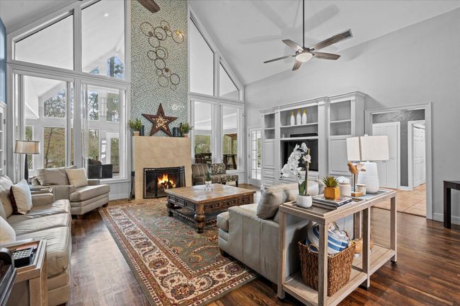 Great Room | Image 11