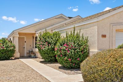 2803 W Angela Drive, House other with 3 bedrooms, 2 bathrooms and null parking in Phoenix AZ | Image 2