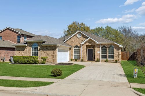 2106 Wagon Wheel Trl, Corinth, TX, 76208-5252 | Card Image