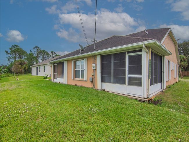 Back Screened Porch | Image 4