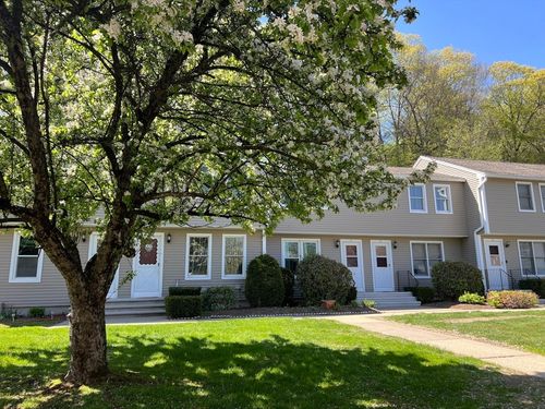 22-1430 Russell Rd, Westfield, MA, 01085-2183 | Card Image
