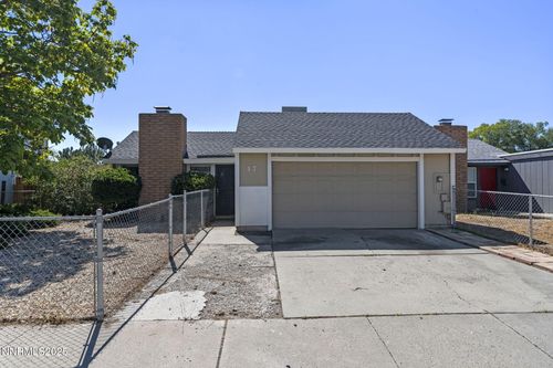 17 Castle Way, Carson City, NV, 89706-1932 | Card Image