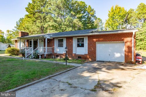 267 New Monrovia Rd, COLONIAL BEACH, VA, 22443-6020 | Card Image