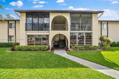 d-2-301 Pine Ridge Cir, Green Acres, FL, 33463 | Card Image