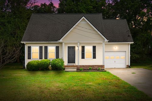 974 Roedeer Dr, Clarksville, TN, 37042-5975 | Card Image