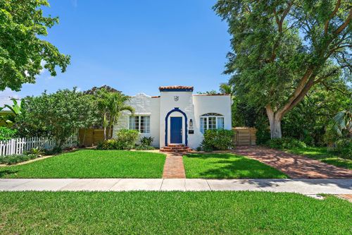 315 Hawthorne Dr, Lake Park, FL, 33403-2731 | Card Image