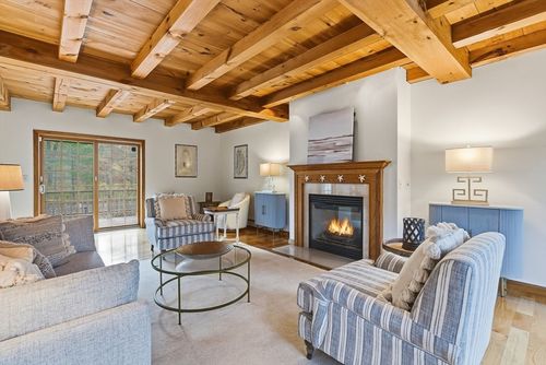 7 Palis Dr, Salisbury, MA, 01952-1455 | Card Image