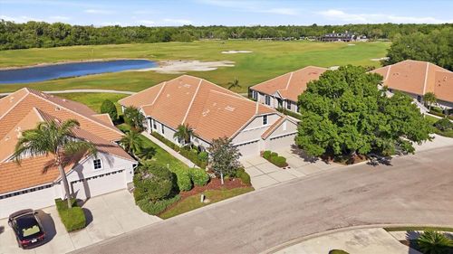 6922 Woodmore Ter, LAKEWOOD RANCH, FL, 34202-8959 | Card Image