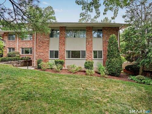 18-18 Southport Woods Dr, Southport, CT, 06890-1156 | Card Image