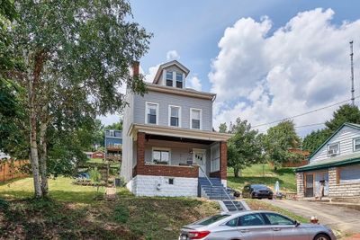 2157 Harbor St, House other with 3 bedrooms, 2 bathrooms and 2 parking in Spring Hill PA | Image 1