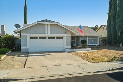20746 Franwood Dr, Saugus, CA, 91350-1408 | Card Image