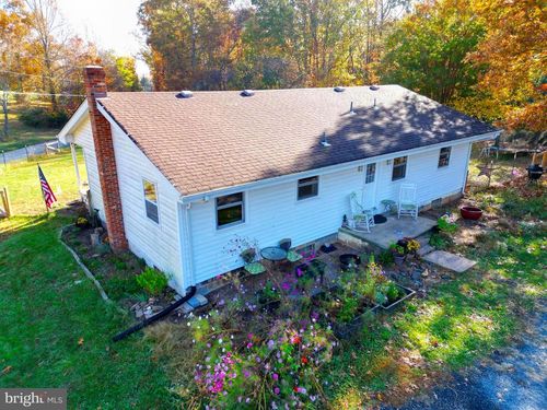 13202 Perrys Mountain Ln, AMISSVILLE, VA, 20106-3215 | Card Image
