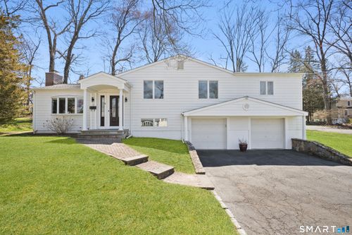 5 Brighton Pl, Stamford, CT, 06902-2501 | Card Image