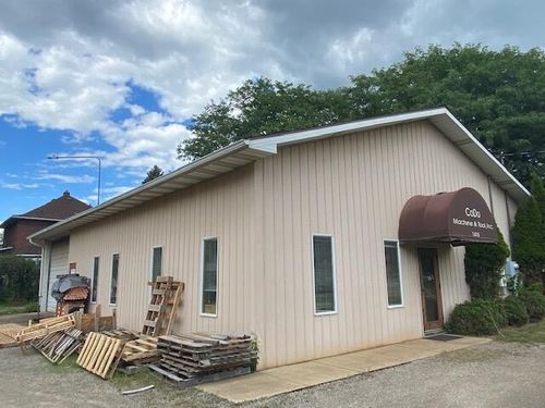 1418 Lewis St, Jackson, MI, 49203-3326 | Card Image