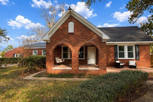 419 E Peach St, Angleton, TX, 77515-4909 | Card Image