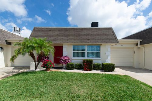 6915 Versailles N, PINELLAS PARK, FL, 33781-1115 | Card Image