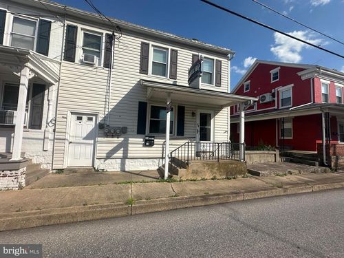 22 W Canal St, DOVER, PA, 17315-1405 | Card Image