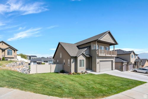 3883 E Hopi Rd, Eagle Mountain, UT, 84005-6252 | Card Image