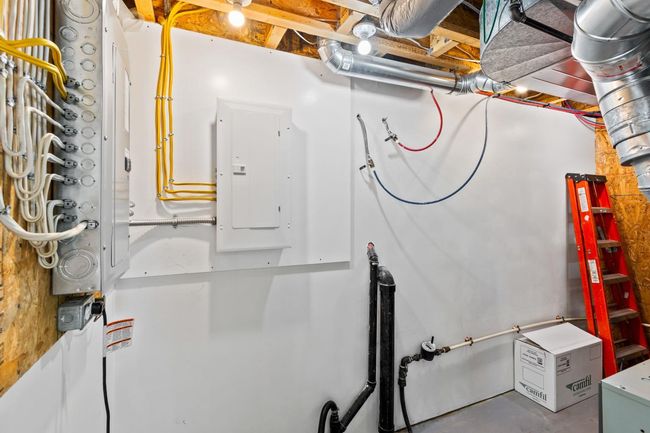 5626 55 Ave, House other with 4 bedrooms, 3 bathrooms and 4 parking in Olds AB | Image 40