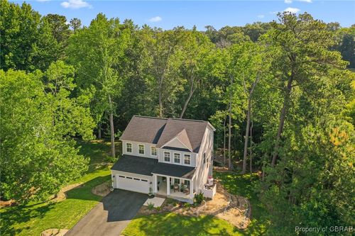 537 Middle Gate, Irvington, VA, 22480-2415 | Card Image
