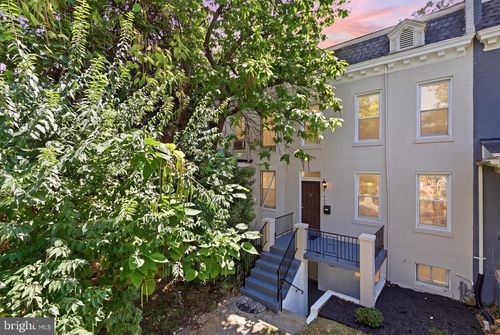 608 Kenyon St Nw, WASHINGTON, DC, 20010-2910 | Card Image