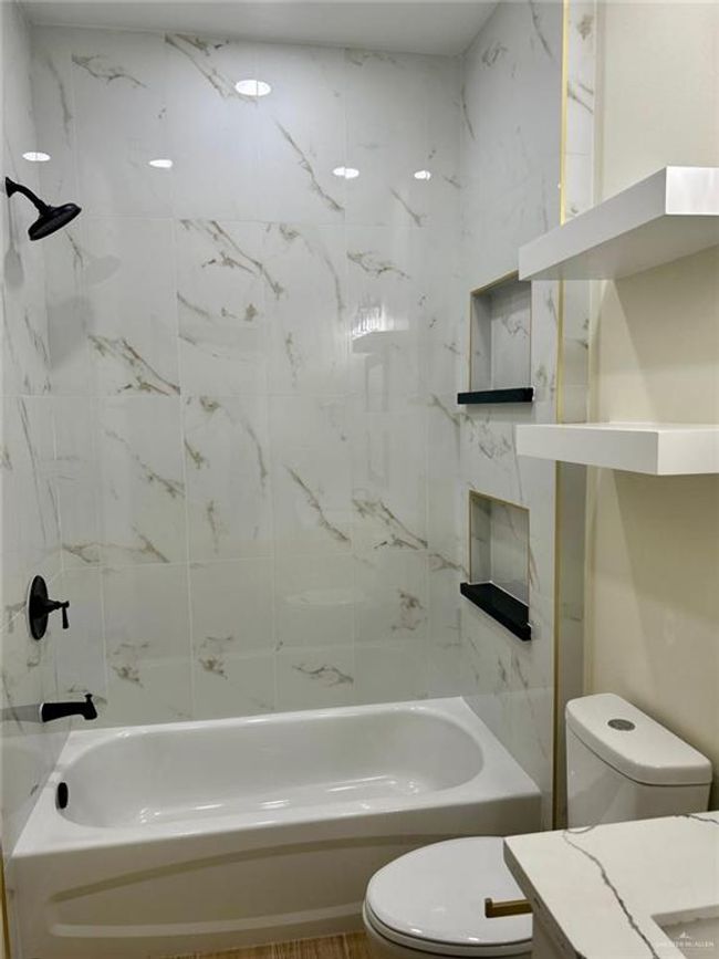 3518 Tyler St, House other with 3 bedrooms, 2 bathrooms and 2 parking in Palmview TX | Image 24
