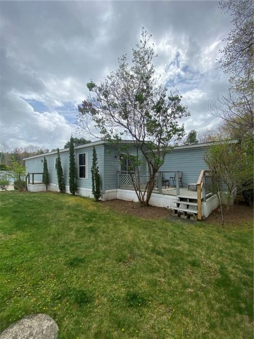22 Greenwich W, West Greenwich, RI, 02817-1526 | Card Image
