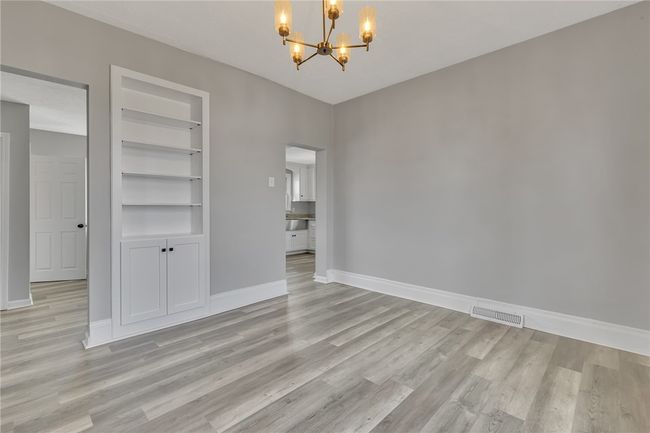 Dining room with built-in | Image 13