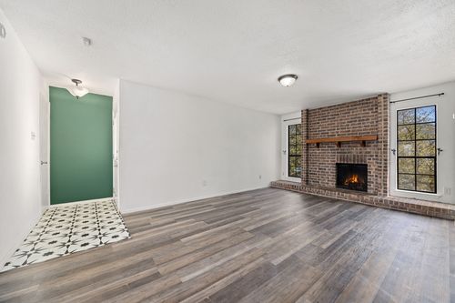 235-4159 Steck Ave, Austin, TX, 78759-8528 | Card Image